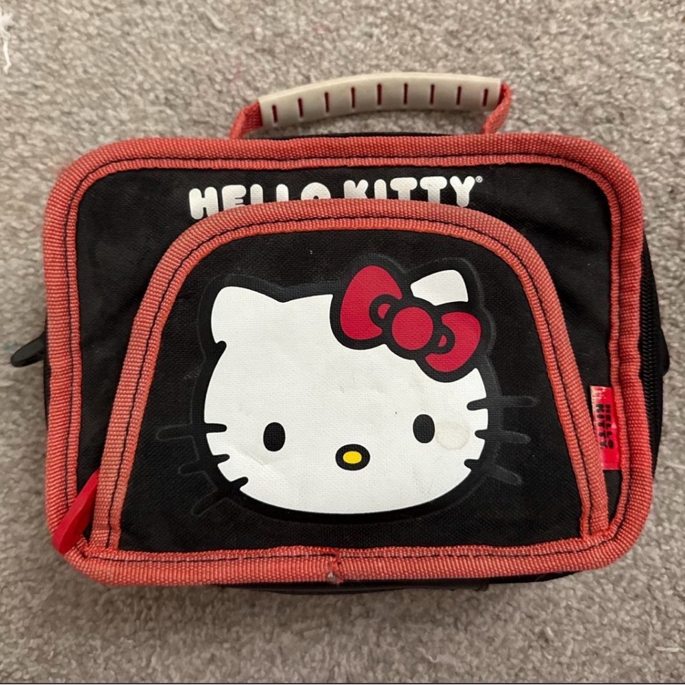 Hello Kitty Black and Red carrier